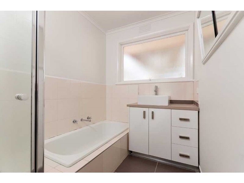 14 Valerie Street, Lalor VIC 3075