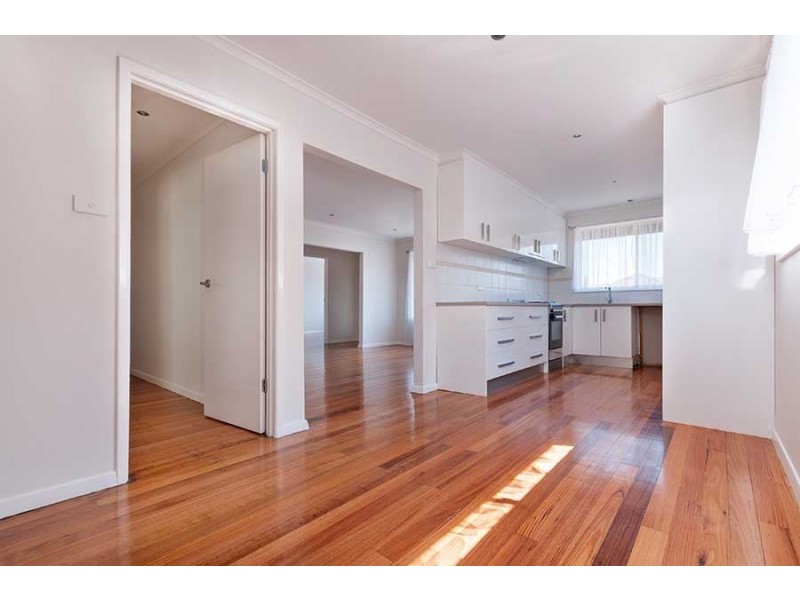 14 Valerie Street, Lalor VIC 3075