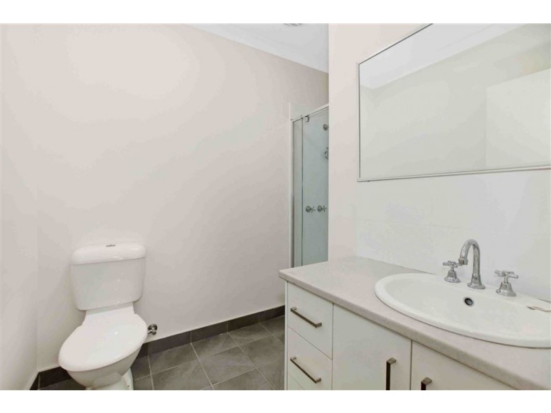 1/190 The Boulevard, Thomastown VIC 3074