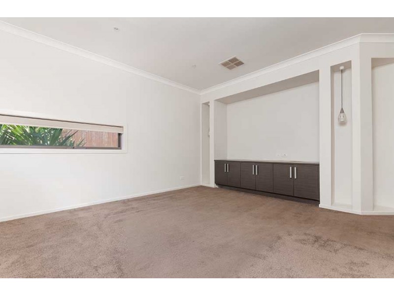 66 Suncroft Drive, Lalor VIC 3075