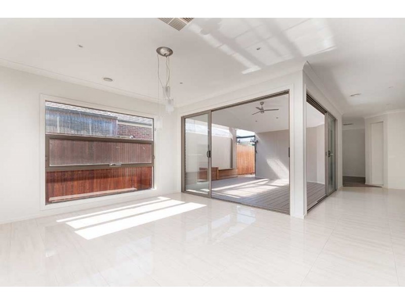 66 Suncroft Drive, Lalor VIC 3075