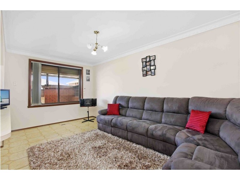 45 Queenscliff Road, Thomastown VIC 3074