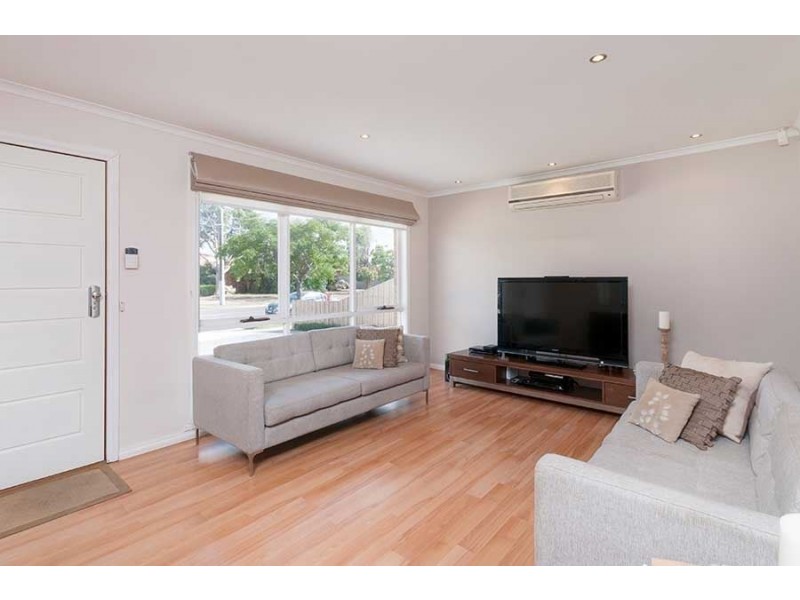 16 Pindari Avenue, Epping VIC 3076