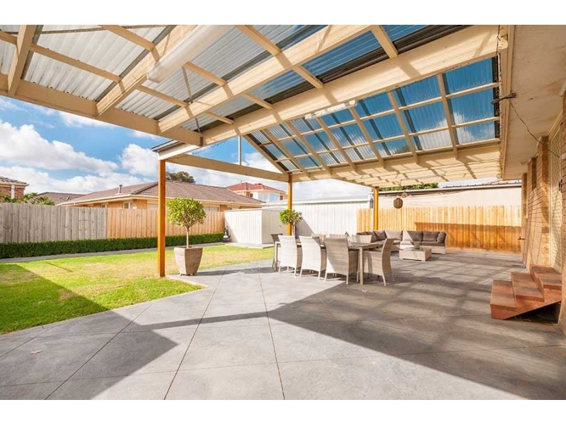 16 Pindari Avenue, Epping VIC 3076