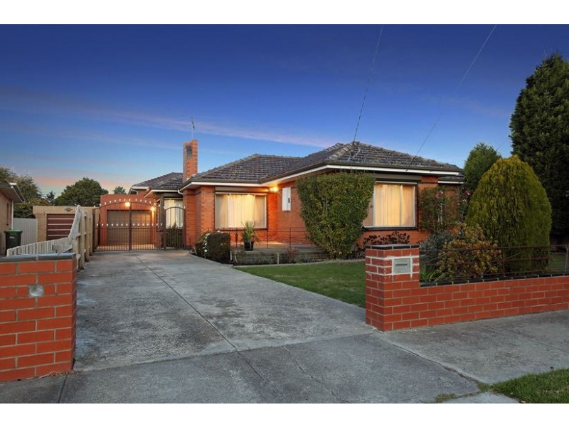 4 Prince Andrew Avenue, Lalor VIC 3075