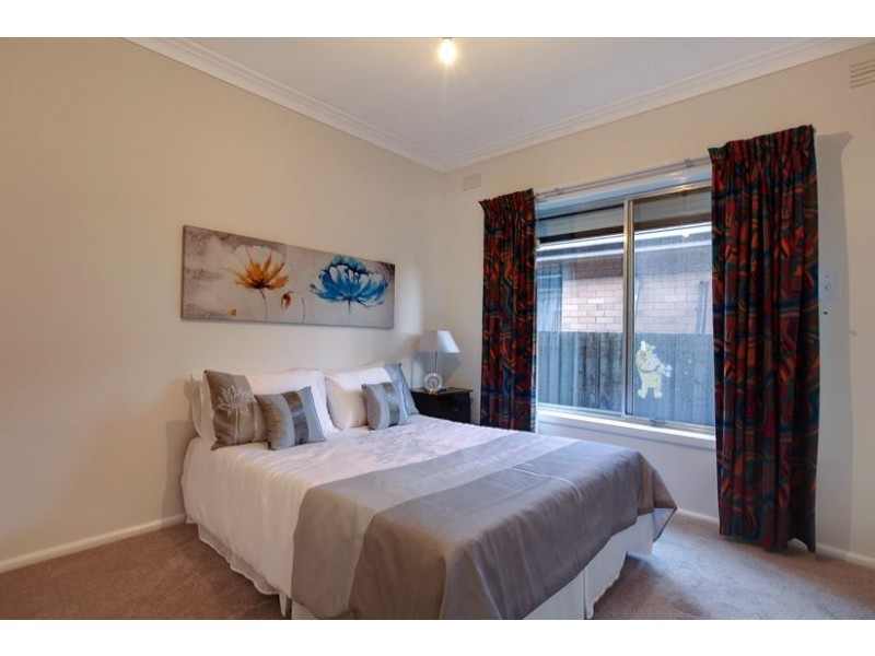 4 Prince Andrew Avenue, Lalor VIC 3075