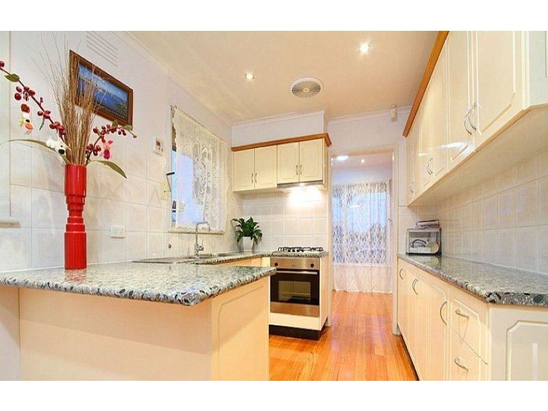17 Darebin Drive, Thomastown VIC 3074