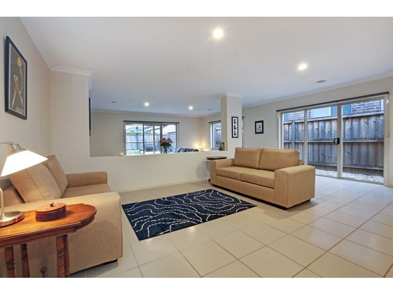 14 Ardenal Crescent, Lalor VIC 3075
