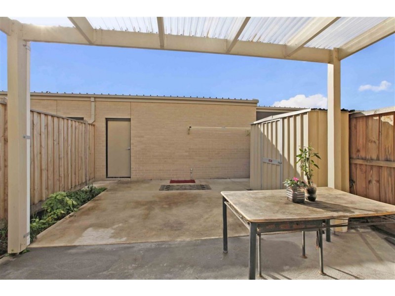 16 Grenville Walk, Lalor VIC 3075