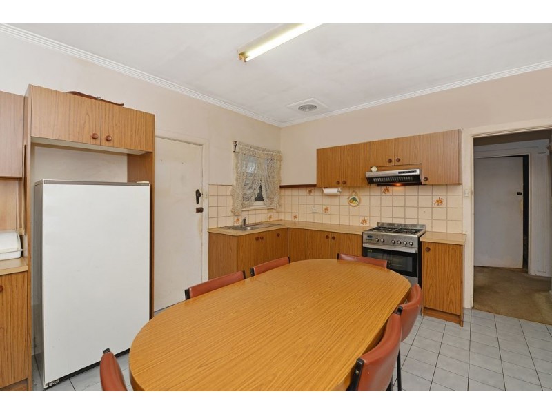 80 Liston Avenue, Reservoir VIC 3073