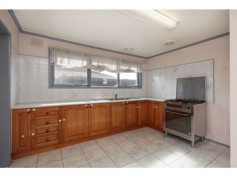 10 Cambridge Court, Thomastown VIC 3074