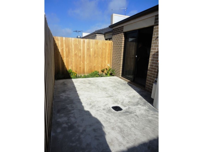 16/12 Kirkland Court, Epping VIC 3076