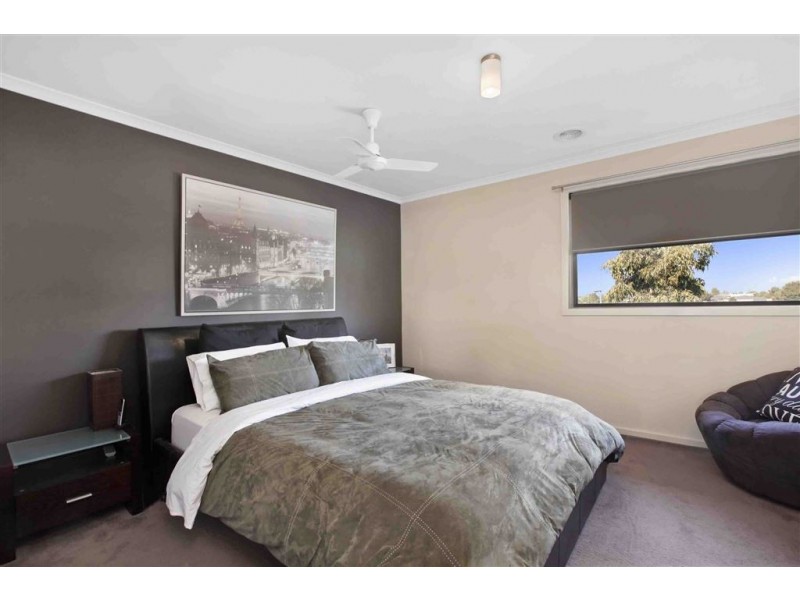 48 Farmhouse Boulevard, Epping VIC 3076