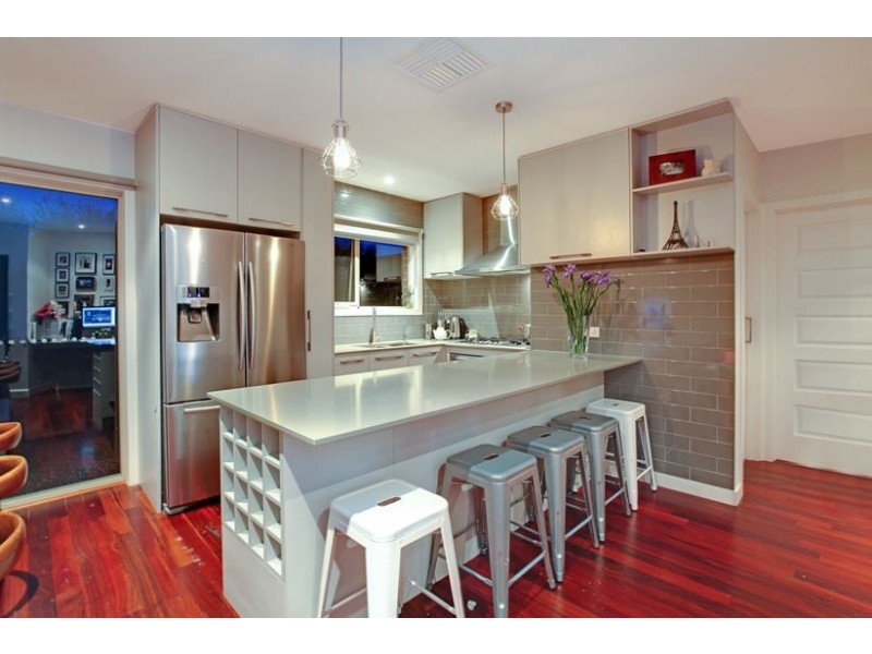 2/30 Prince Andrew Avenue, Lalor VIC 3075