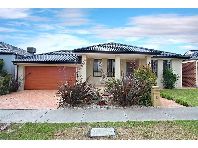 5 Beringarra Street, South Morang VIC 3752