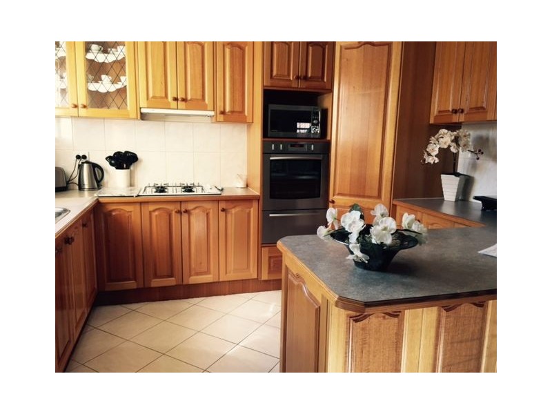 81A Barry Road, Thomastown VIC 3074