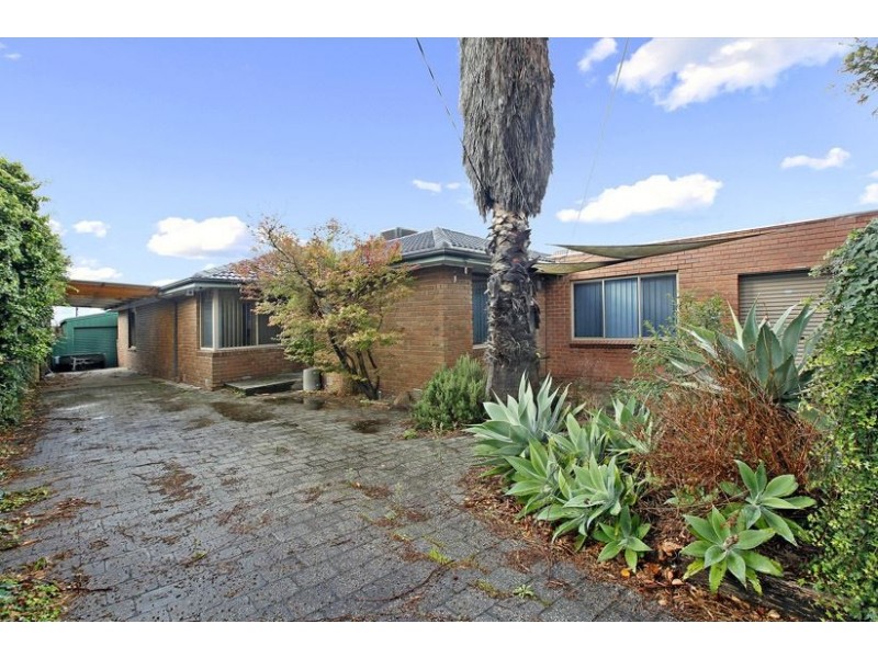 84 Dalton Road, Thomastown VIC 3074