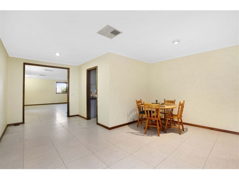 84 Dalton Road, Thomastown VIC 3074