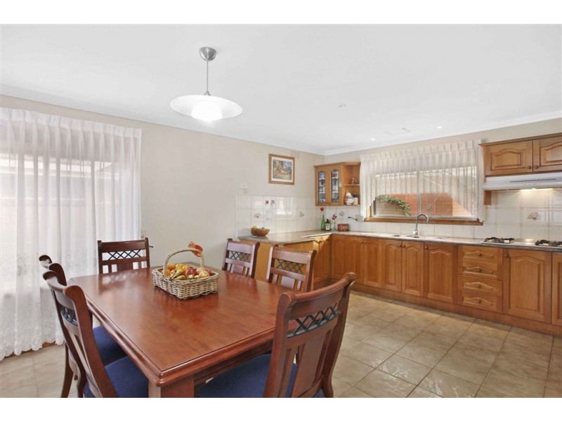 13 Currawong Avenue, Lalor VIC 3075