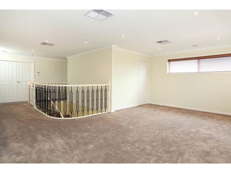 71 Greenfields Drive, Epping VIC 3076