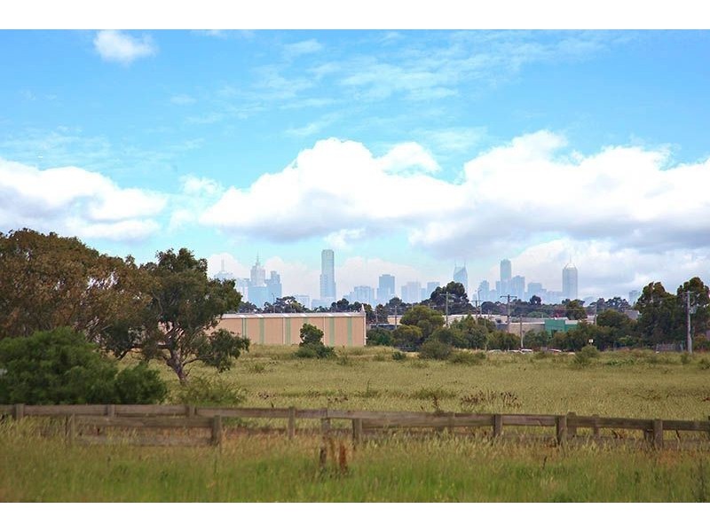 71 Greenfields Drive, Epping VIC 3076