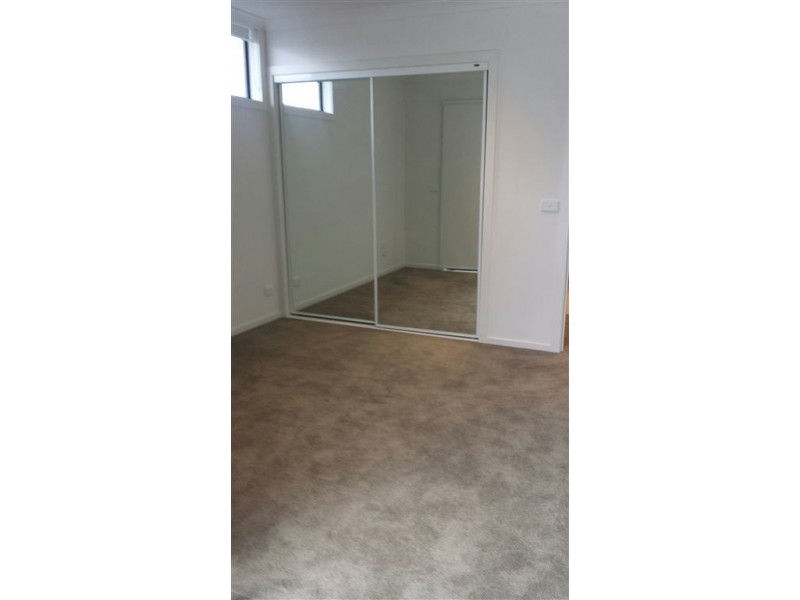 9 level 2/40 Bush Boulevard, Mill Park VIC 3082