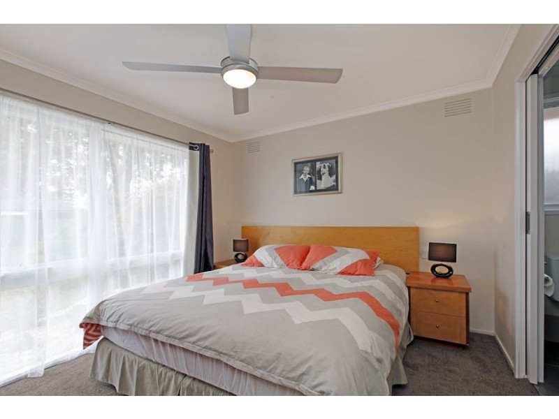 11 Bouverie Place, Epping VIC 3076