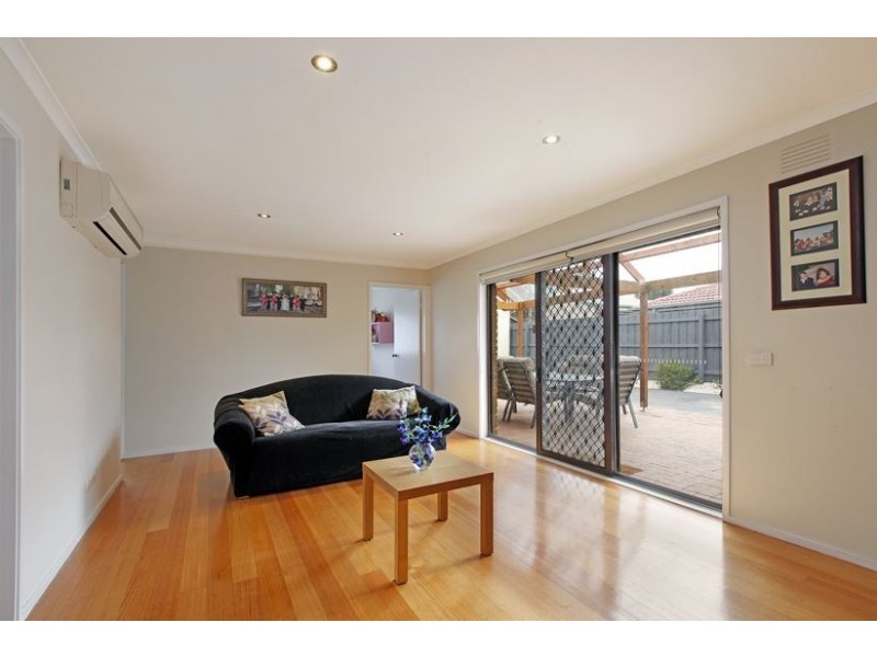 11 Bouverie Place, Epping VIC 3076