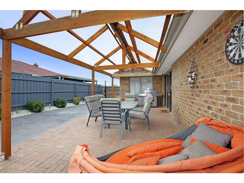 11 Bouverie Place, Epping VIC 3076