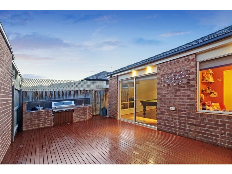 8 Nardoo Street, South Morang VIC 3752