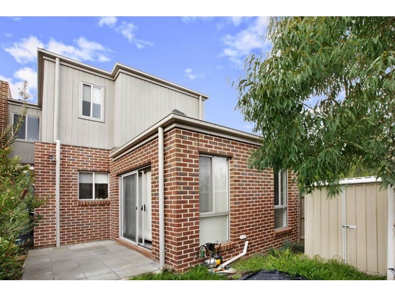 2/141 Windham Street, Wallan VIC 3756
