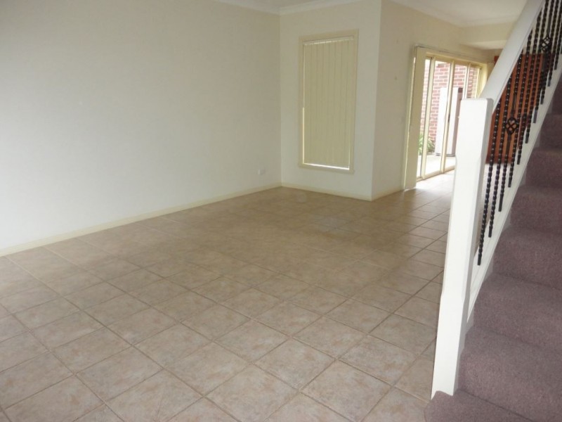 1/17 View Street, Reservoir VIC 3073