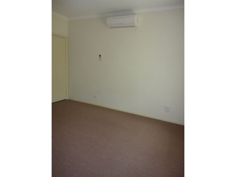 1/17 View Street, Reservoir VIC 3073