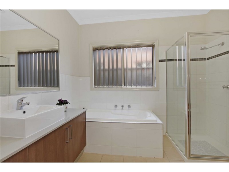 68 Baigent Avenue, Doreen VIC 3754