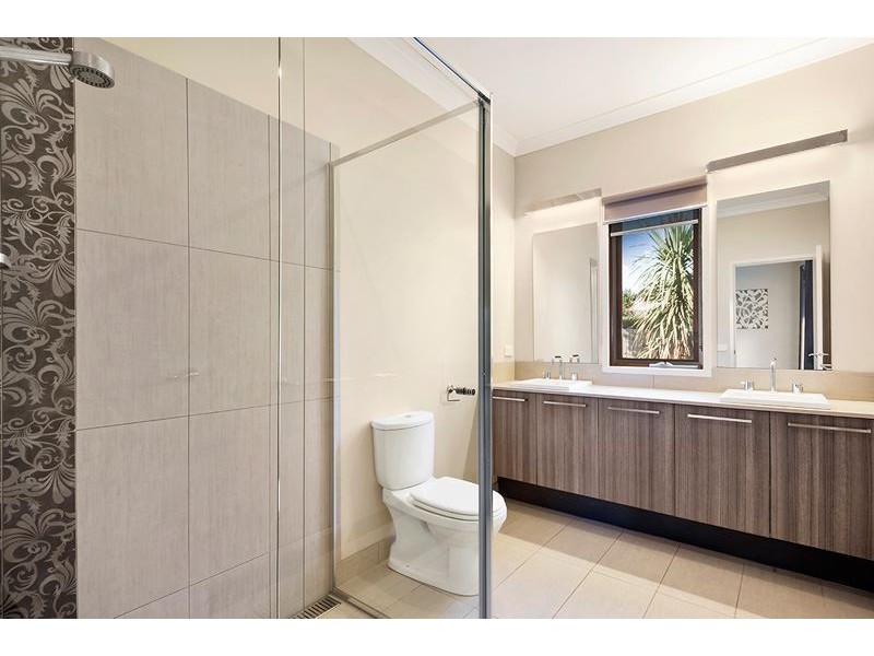 14 Subiaco Road, Epping VIC 3076