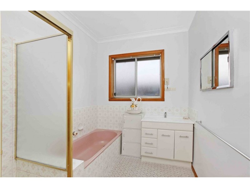 97 Main Street, Thomastown VIC 3074