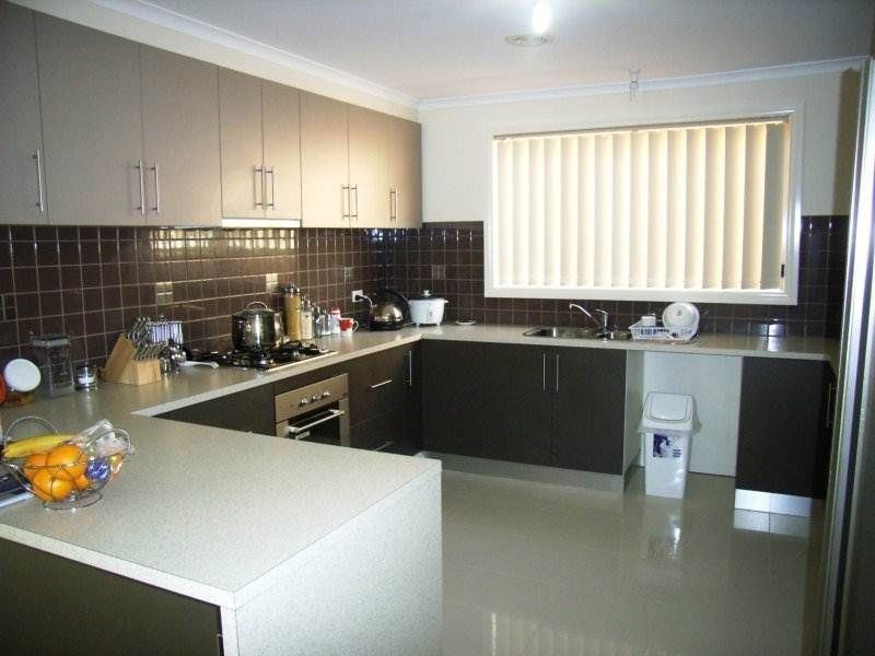 8 Ellendale Way, South Morang VIC 3752