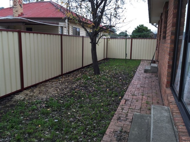 2/1A Main Street, Thomastown VIC 3074