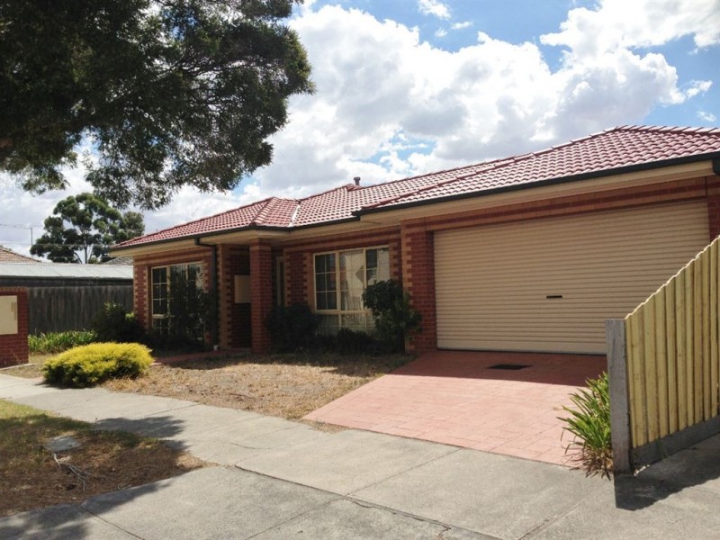 1/2 Dorothy Avenue, Thomastown VIC 3074