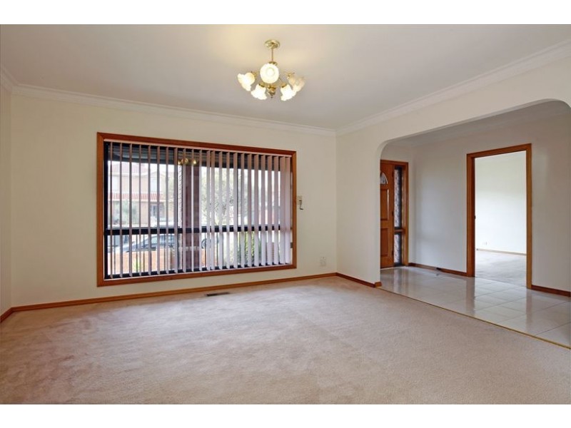 1 Waitara Court, Lalor VIC 3075