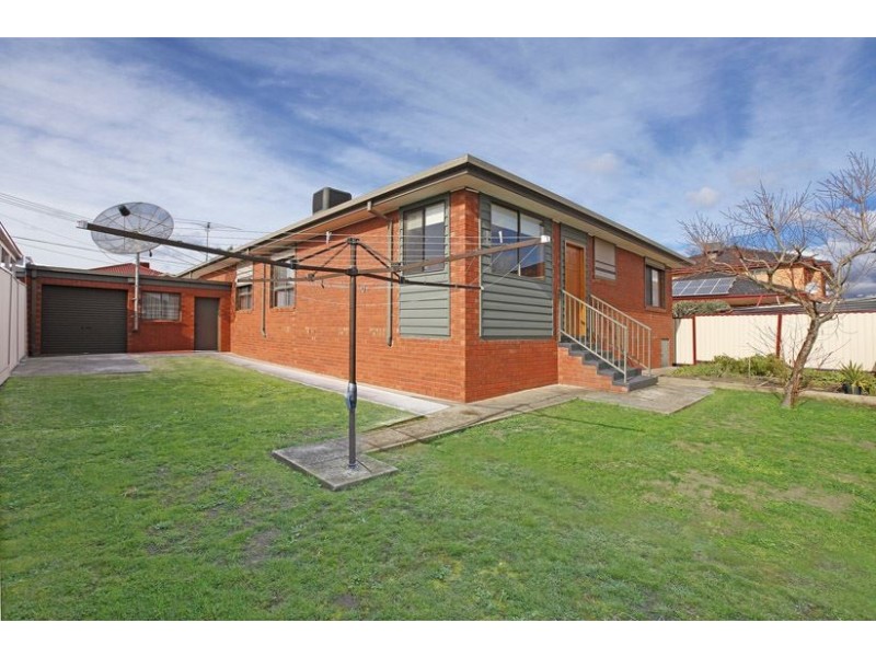 1 Waitara Court, Lalor VIC 3075