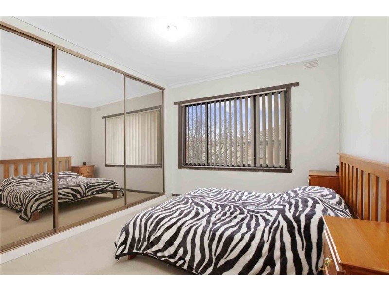 9 Wellington Crescent, Lalor VIC 3075