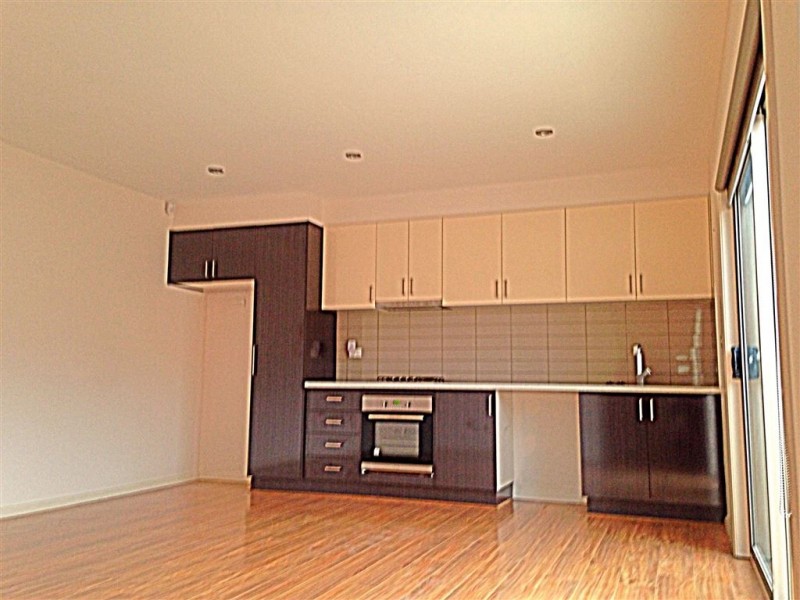 3/10 Frederick Street, Thomastown VIC 3074