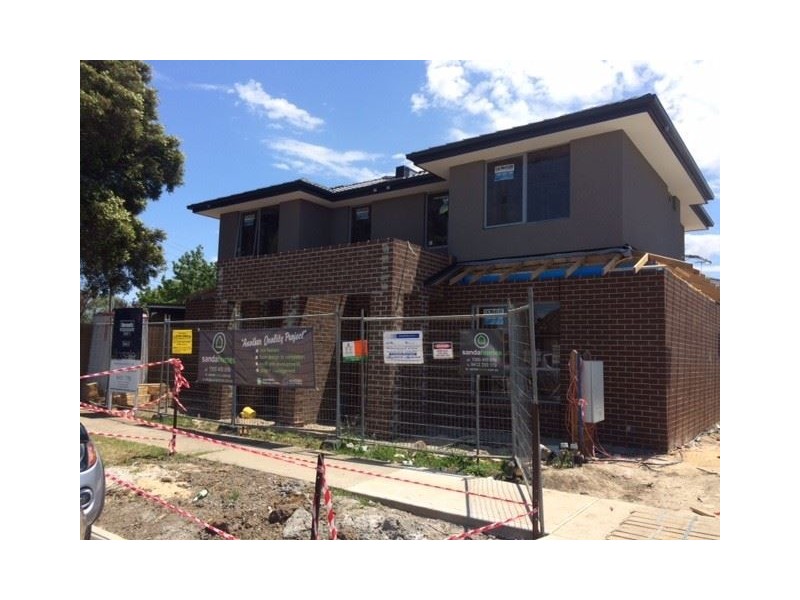 2/2A Burton Street, Lalor VIC 3075