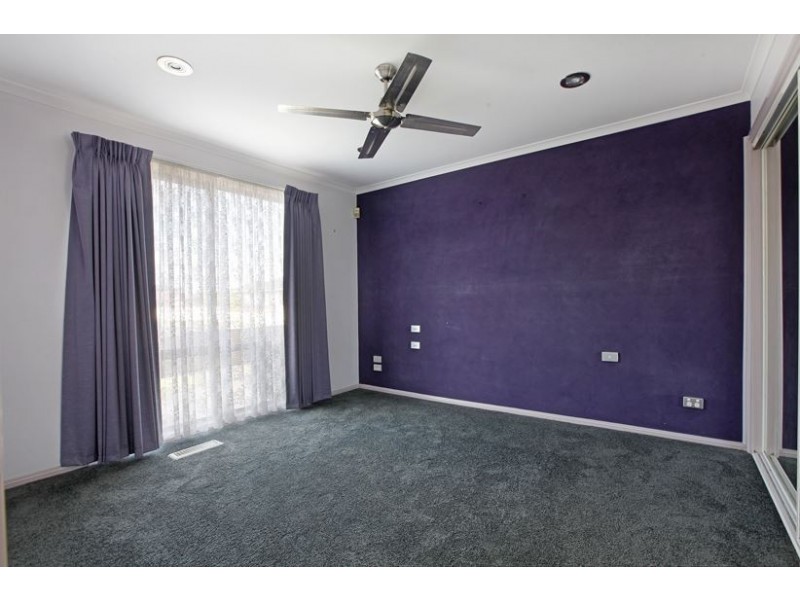 1/3 Sydney Crescent, Lalor VIC 3075