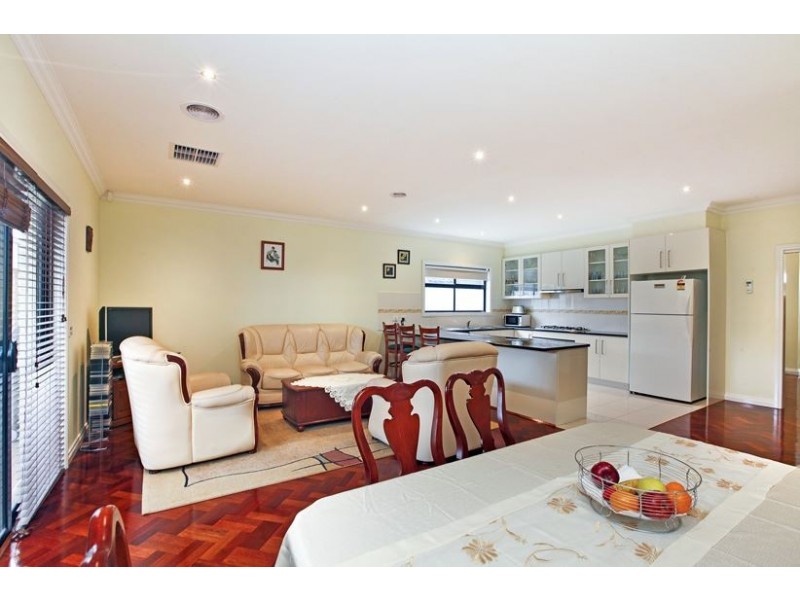 9 Coleraine Street, Epping VIC 3076