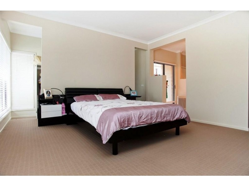 27 Quartz Grove, Epping VIC 3076