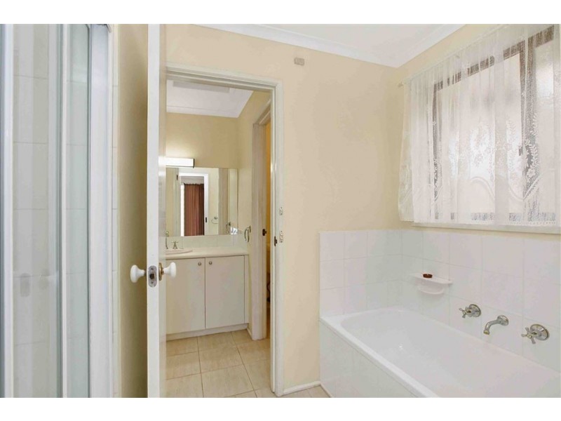 94 Victoria Drive, Thomastown VIC 3074