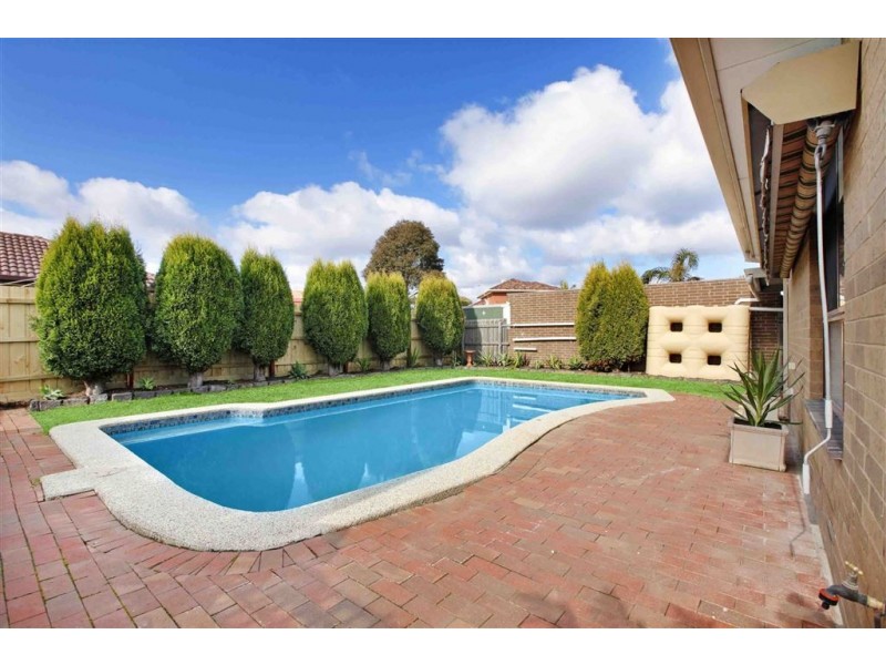 94 Victoria Drive, Thomastown VIC 3074