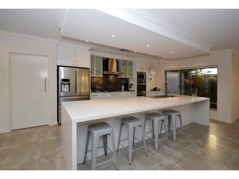 5 Lucindale Road, Wollert VIC 3750